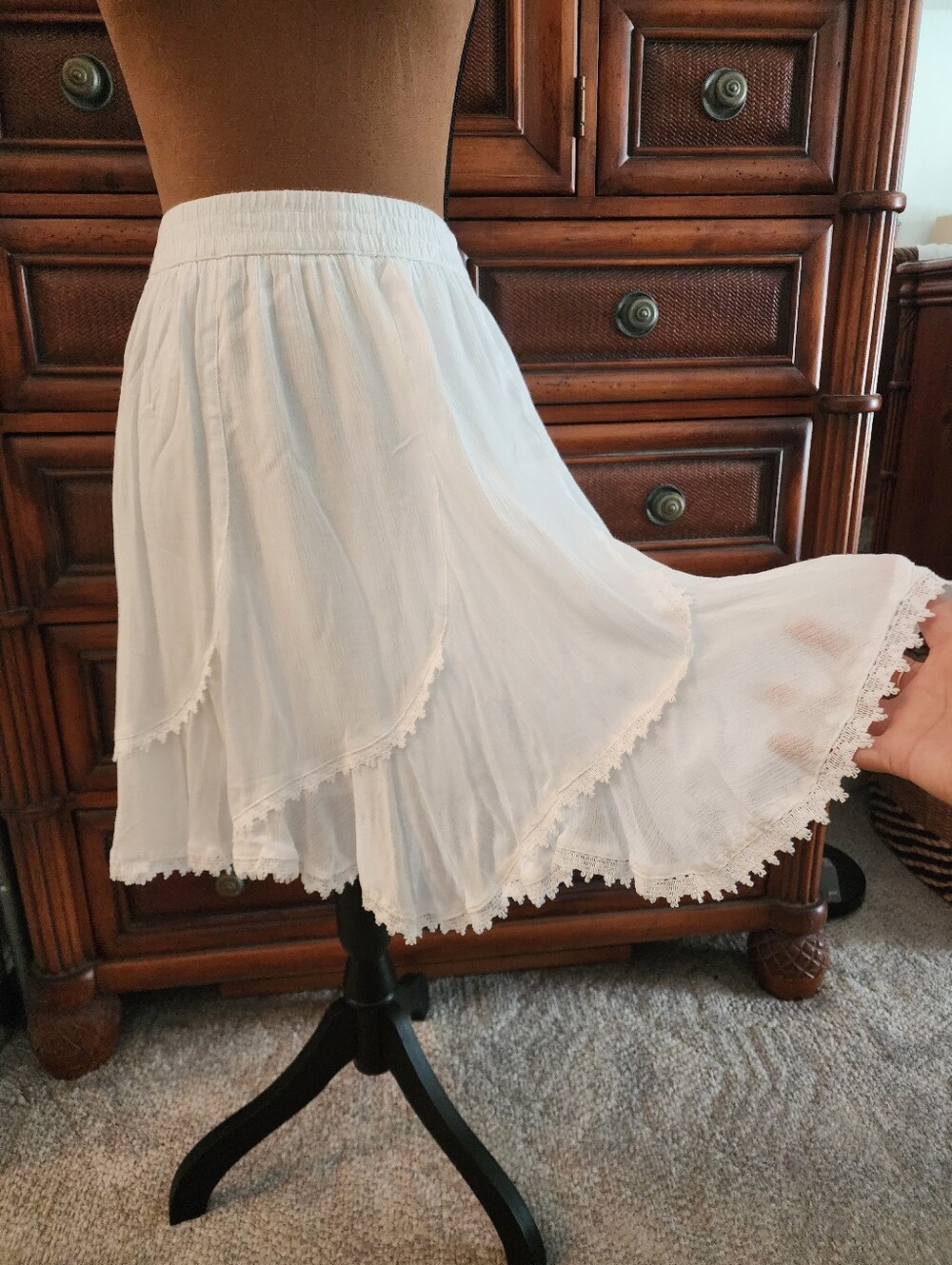 White Tulip Hem Lace Trim Tiered Boho above Knee Skirt